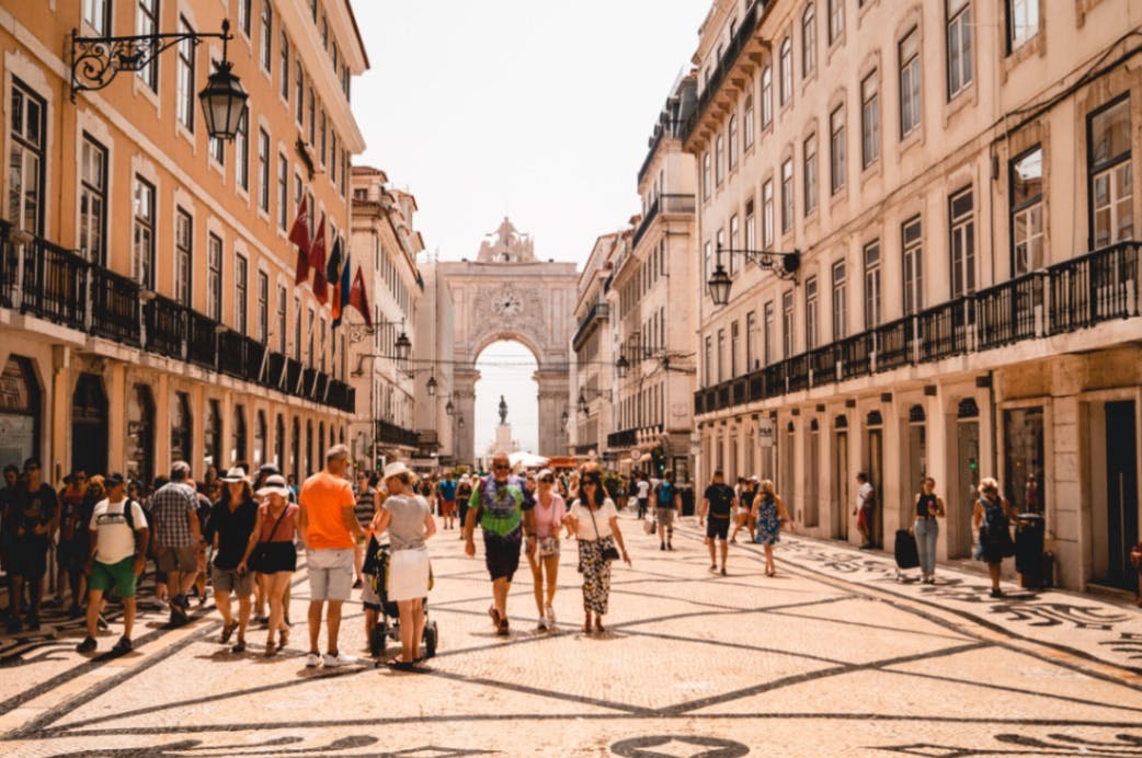 How to apply for the Portugal Digital Nomad Visa in 2023 [Update]